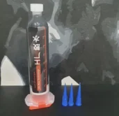 Клей Tesla 30 мл полиуретановый черный